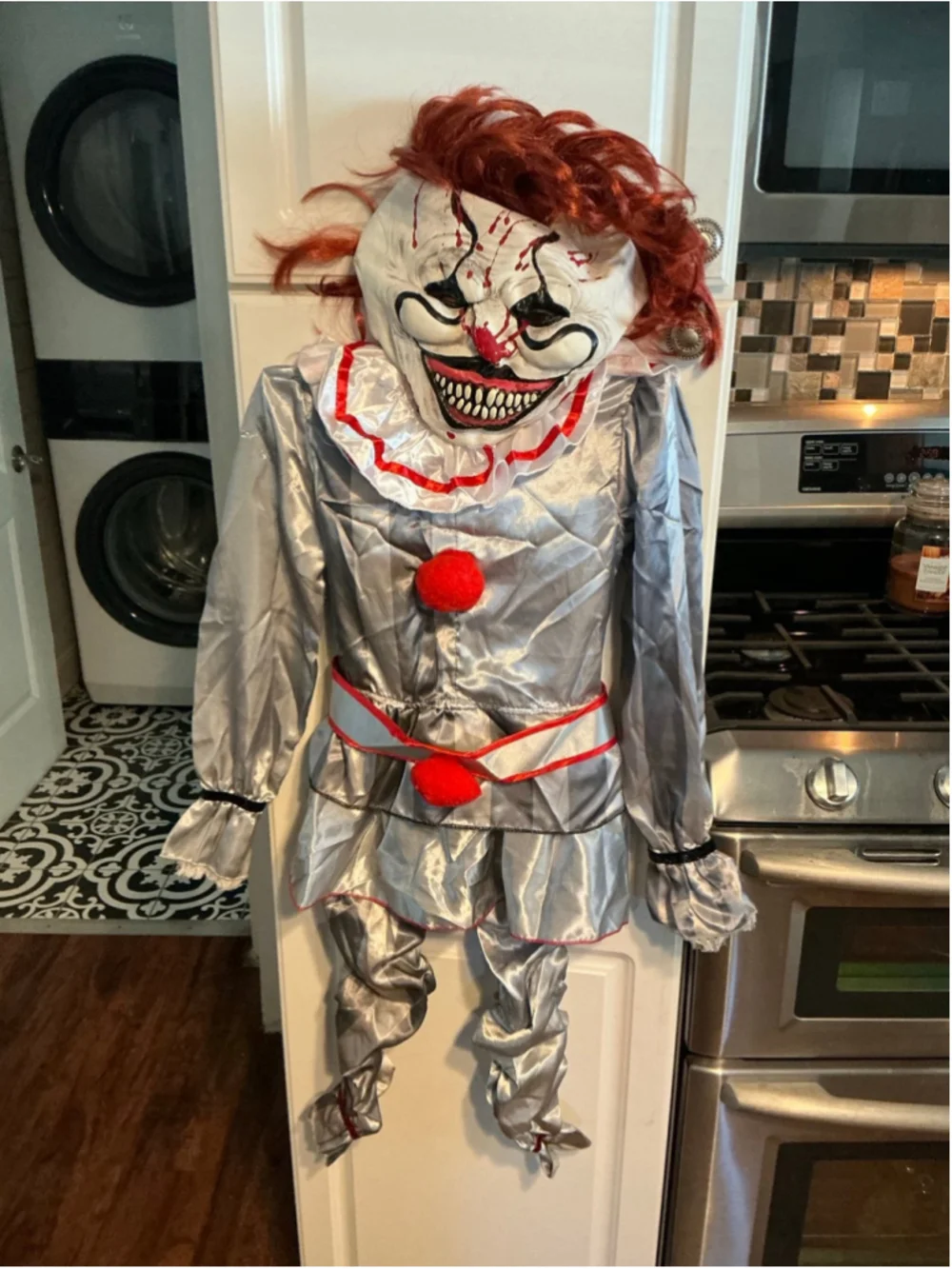 Spooktacular Creations Scary Clown Costume, Halloween Costume Kids Pennywise NEW